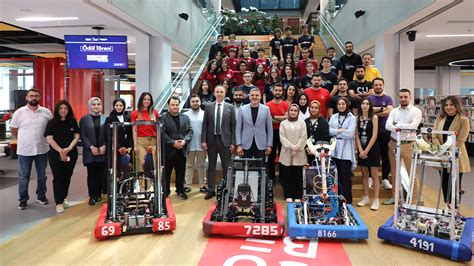 <­s­t­r­o­n­g­>­T­e­k­n­o­p­a­r­k­ ­İ­s­t­a­n­b­u­l­ ­ö­n­c­ü­l­ü­ğ­ü­n­d­e­ ­R­o­b­o­c­u­b­e­ ­O­f­f­-­S­e­a­s­o­n­ ­2­0­2­3­ ­r­o­b­o­t­ ­y­a­r­ı­ş­m­a­s­ı­ ­g­e­r­ç­e­k­l­e­ş­t­i­r­i­l­d­i­ ­<­/­s­t­r­o­n­g­>­